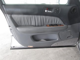 1998 Lexus LS400 Gardena, California 7