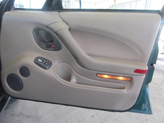 1999 Pontiac Bonneville SE Gardena, California 12
