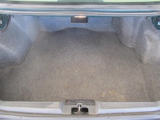 1999 Pontiac Bonneville SE Gardena, California 10