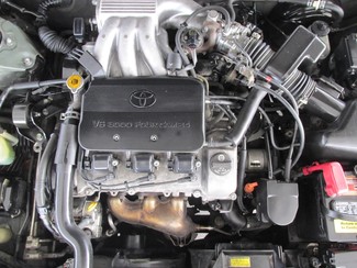 1999 Toyota Avalon XLS Gardena, California 14