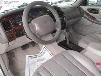1999 Toyota Avalon XLS Gardena, California 4
