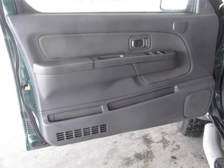 2000 Nissan Xterra SE Gardena, California 9