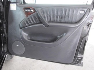 2001 Mercedes-Benz ML320 Gardena, California 13