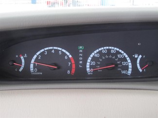 2001 Toyota Avalon XL w/Bucket Seats Gardena, California 5