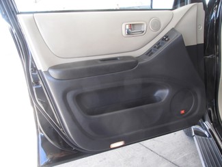 2003 Toyota Highlander Limited Gardena, California 9