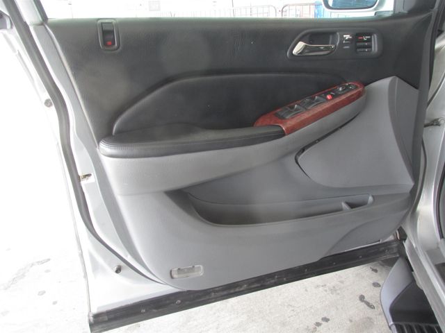 2004 Acura MDX Touring Pkg w/Navigation Gardena, California 9