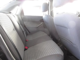 2005 Ford Focus SES Gardena, California 11