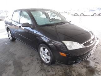 2005 Ford Focus SES Gardena, California 3