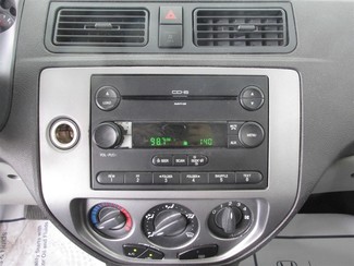 2005 Ford Focus SES Gardena, California 6