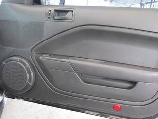 2005 Ford Mustang Deluxe Gardena, California 12