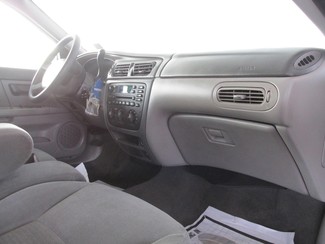 2005 Ford Taurus SE Gardena, California 7
