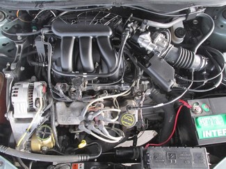 2005 Ford Taurus SE Gardena, California 14
