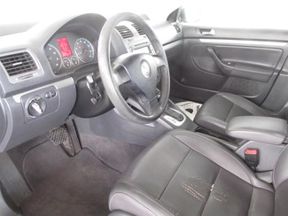 2005 Volkswagen Jetta 2.5L Gardena, California 4