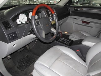 2007 Chrysler 300 Limited Gardena, California 4