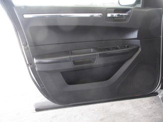 2009 Chrysler 300 Touring Gardena, California 9