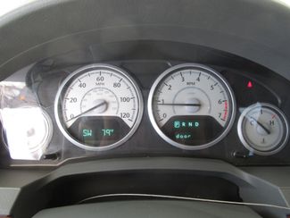 2009 Chrysler Town & Country LX Gardena, California 4