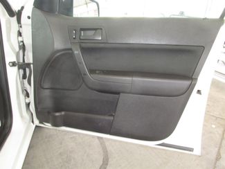 2009 Ford Focus SE Gardena, California 13