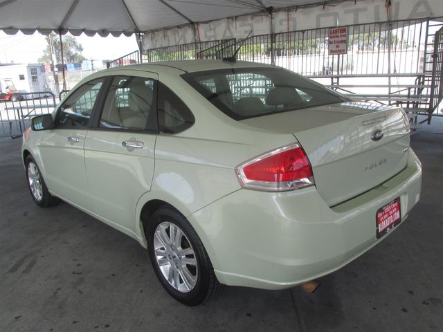 2010 Ford Focus SEL Gardena, California 1