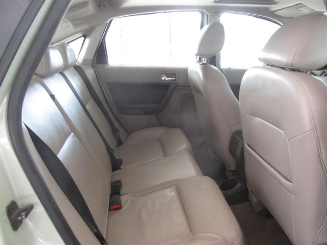 2010 Ford Focus SEL Gardena, California 12