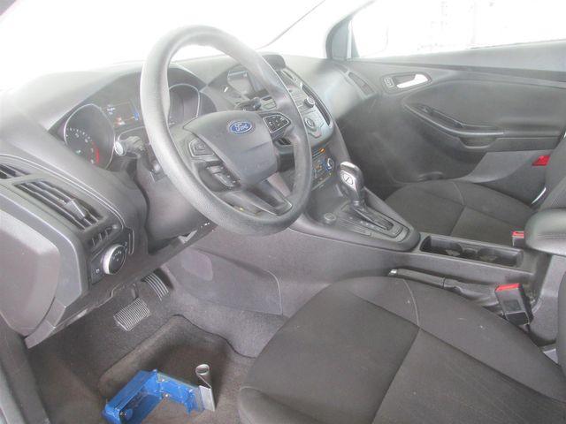2016 Ford Focus SE Gardena, California 4
