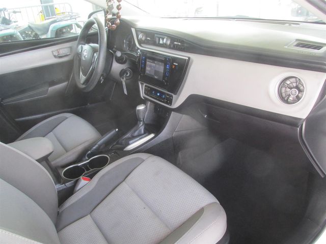 2017 Toyota Corolla LE Gardena, California 8