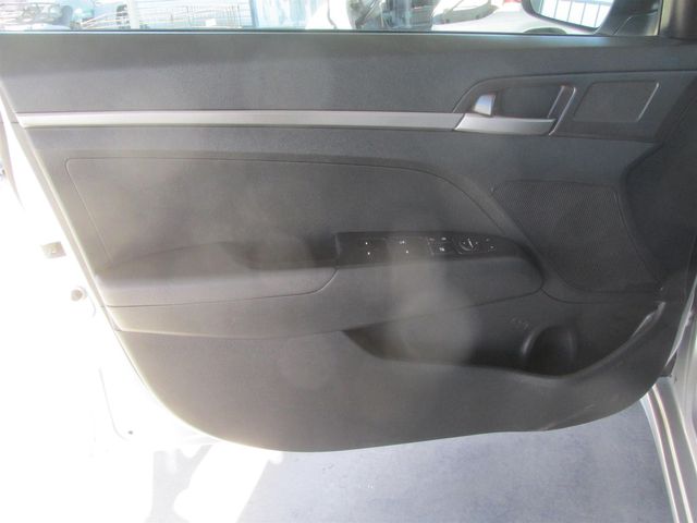 2018 Hyundai Elantra SE Gardena, California 9